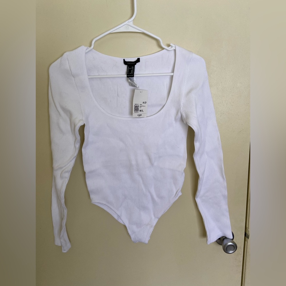 Forever 21 White Long Sleeve Bodysuit. Size Medium/Large